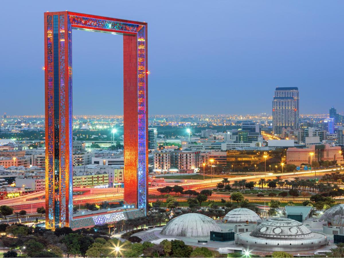 Moevenpick Hotel & Apartments Bur Dubai Esterno foto Dubai Frame