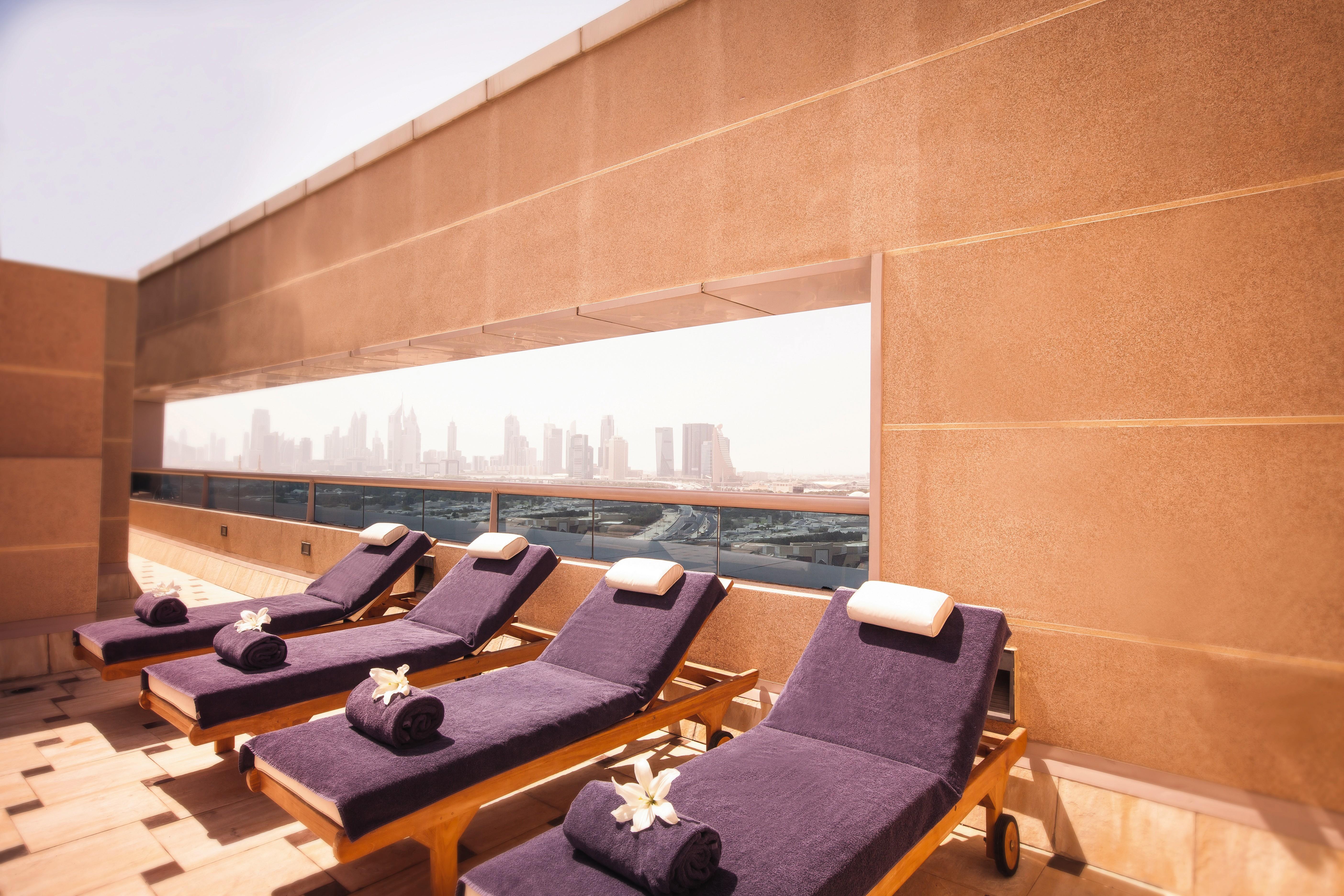 Moevenpick Hotel & Apartments Bur Dubai Esterno foto The spa at the Jumeirah Atlantis